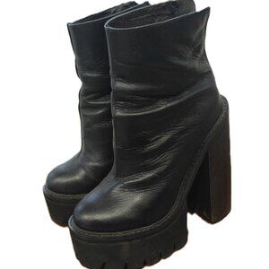 Black Leather Platform Heeled Boots – Chunky Heel – Size 7.5 (B2 Marking)